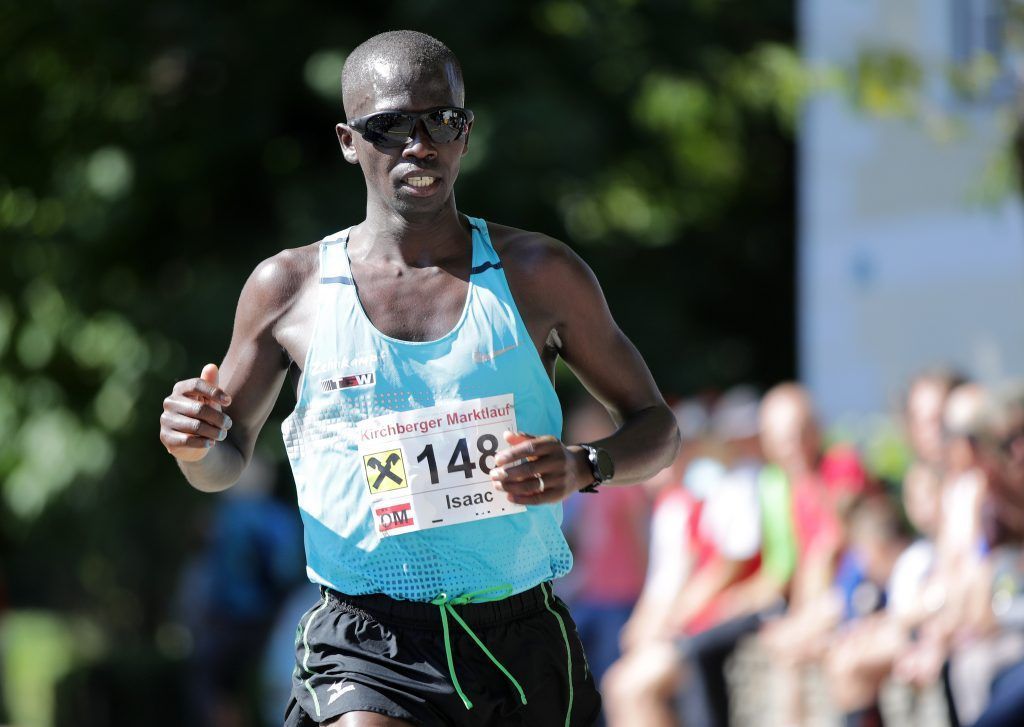 Der Sieg beim  Marathon führt  über Isaac Kosgei. »C1