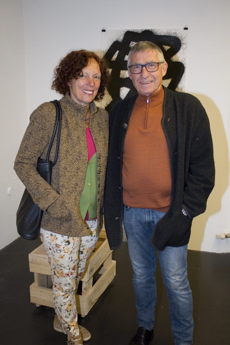 Kunstbegeistert waren Karin und Rainer Kolb.