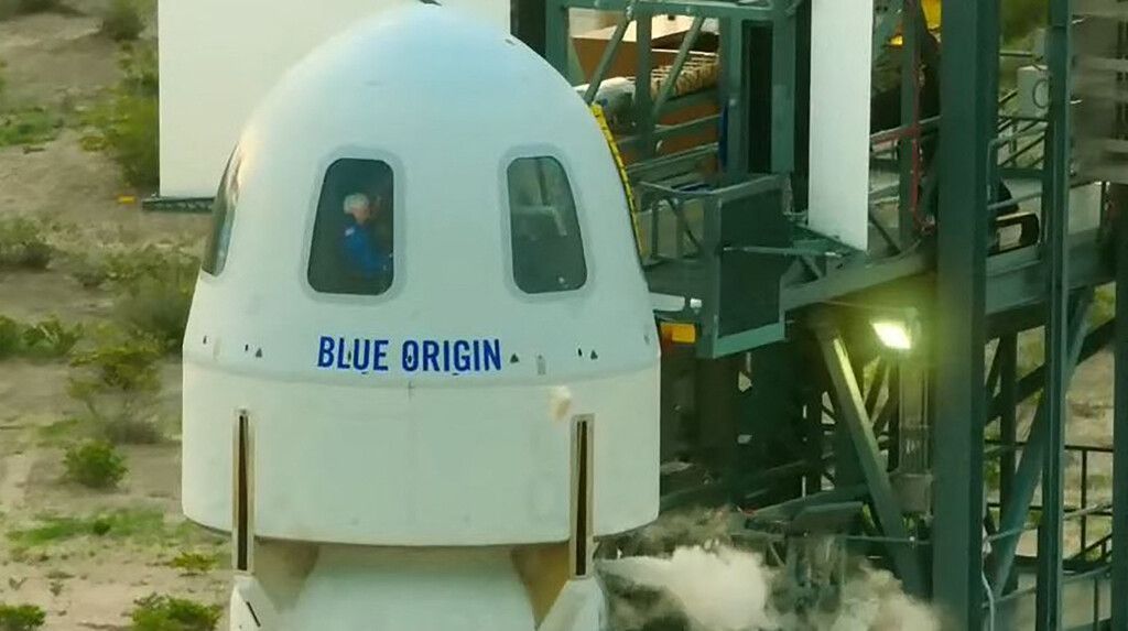 Bezos schickt Captain Kirk ins All