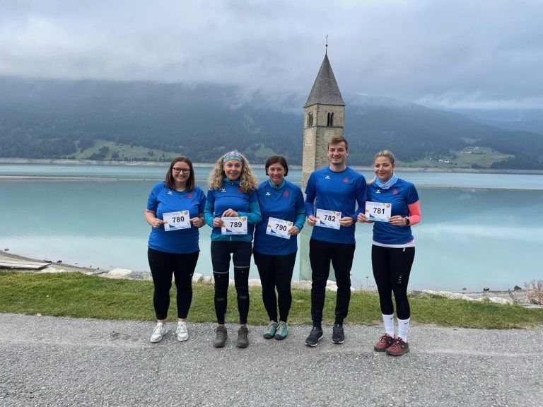Das Team der Sparkasse Dornbirn lief am Reschensee in Südtirol und sandte ein Foto ein.Lebenshilfe