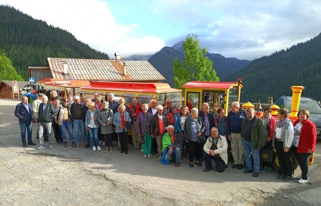Eingesendet. Vereinsnachrichten aus dem Bezirk