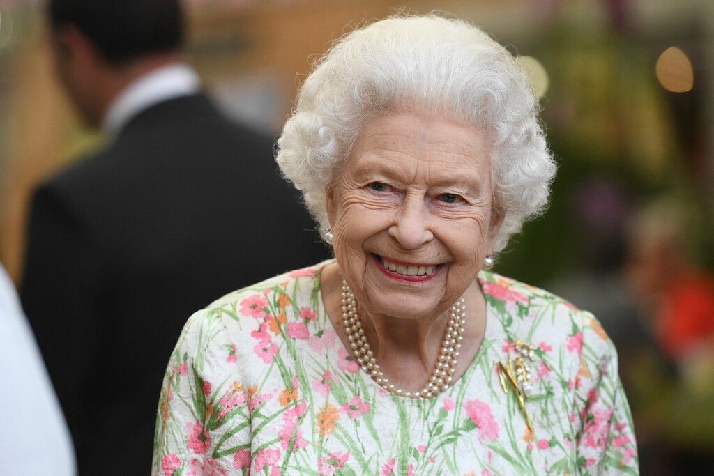 Queen wieder bei der Arbeit