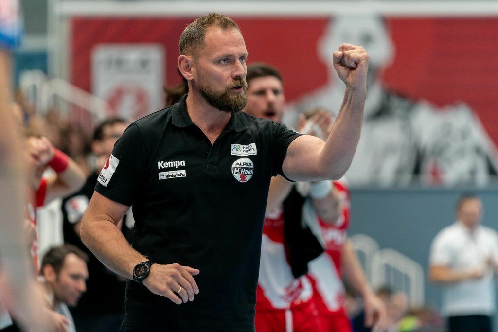 Harte Arbeit. Alpla HC Hard besiegt HC Linz zuhause  mit 31:27. »C6