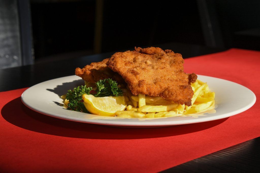 Warum die Schnitzel in Vorarlberg doppelt so viel kosten als im Burgenland