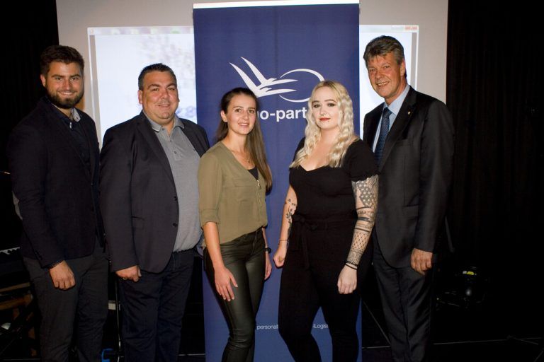 Gastgeber cargo-partner: Manuel Schneider, Christian Trost, Sandra Knoll, Manuela Burtscher und Christian Salcher.<span class="copyright"> Franc</span>