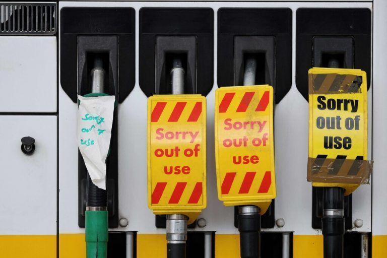 Im Vereinigten Königreich sitzen derzeit viele Tankstellen auf dem Trockenen. AFP
