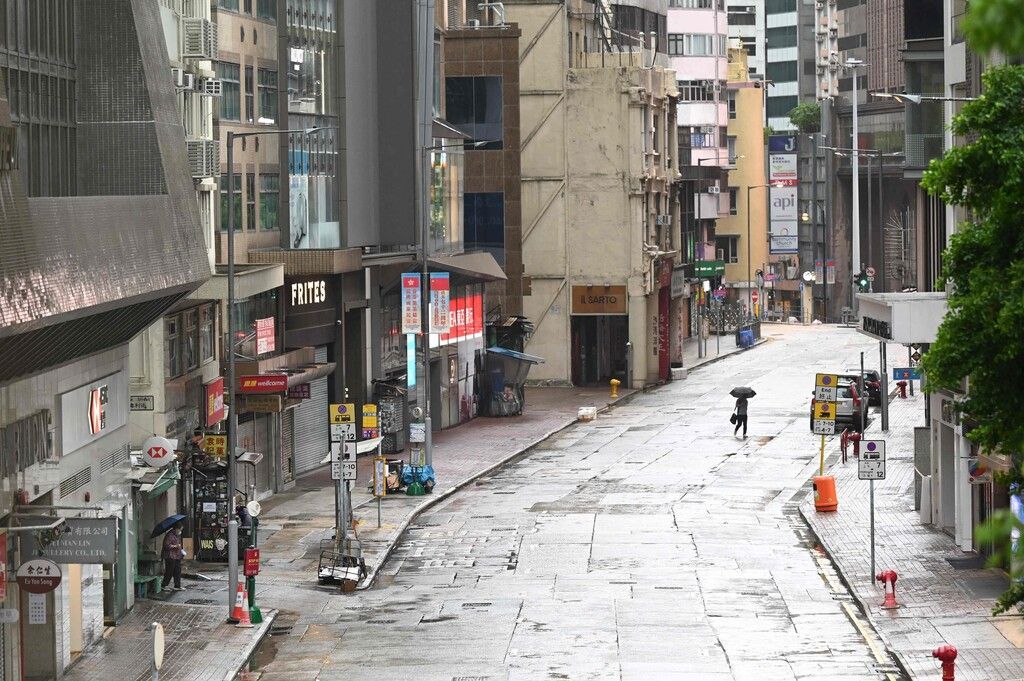 Taifun „Kompasu“ führte zu Stillstand  in Hongkong