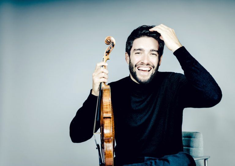 Konzertmeister Thomas Reif dirigiert das Pforte-Kammerorchester Plus.<span class="copyright">Grilc</span>