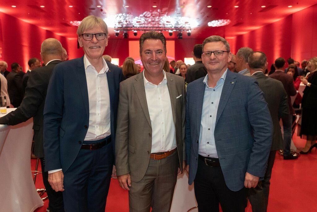 Festabend für die besten kleinen und mittleren Betriebe