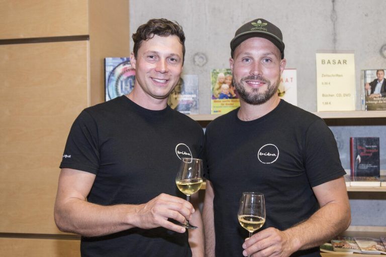 Weinhändler Michael Bachner und Christian Bitriol (biba-shop.at)