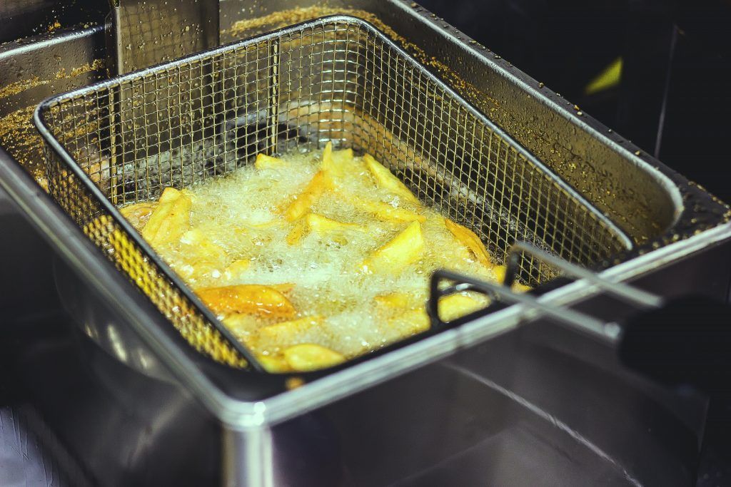 Unfall mit Friteuse – Kochlehrling schwer verletzt