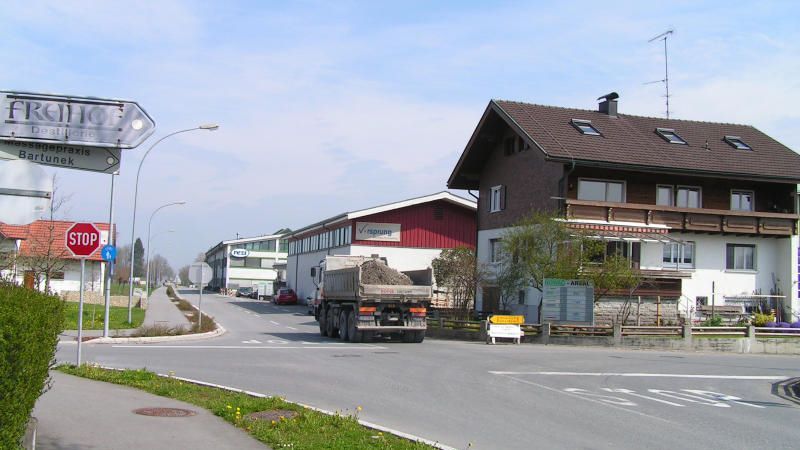 Mopedfahrer raste in Lustenau auf Schulklasse zu