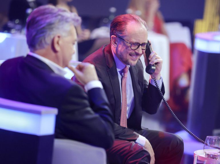 Auch Bundeskanzler Schallenberg und Vizekanzler Kogler nahmen an der Gala teil. APA