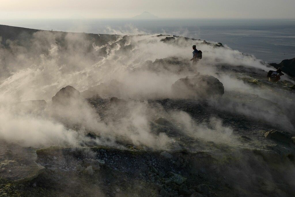 Gas aus Vulkan: Teil der Insel Vulcano bei Sizilien wird geräumt