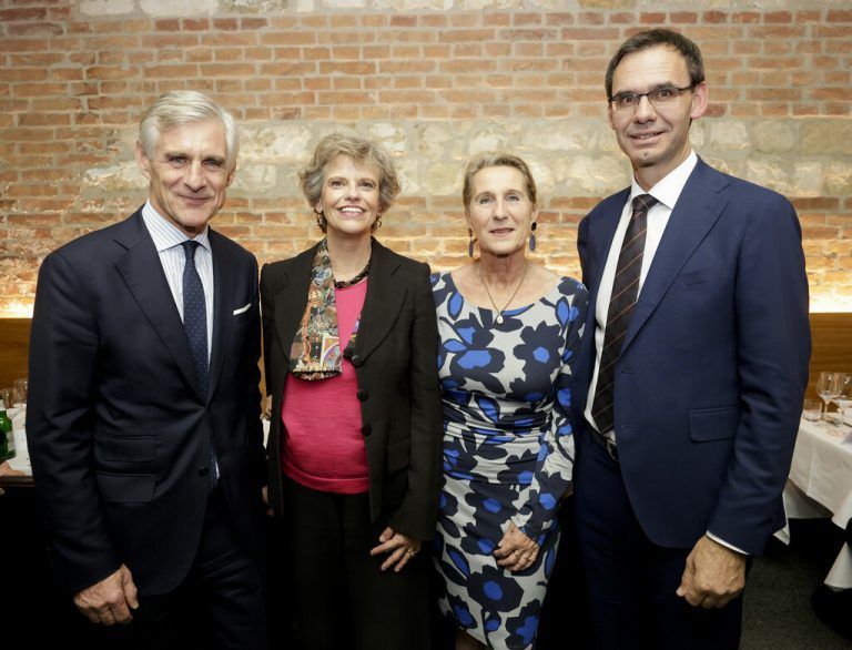 Außenminister Michael Linhart (v. l.) mit Sabine Haag (Kunsthistorisches Museum), Landeshauptmann Markus Wallner und Silvia Linhart. ANDY WENZEL