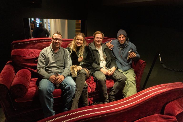 Bernie Kofler (Reframe production), Maskenbildnerin Eva Siegele, Martin Venier sowie Kameramann Tijl Bex. <span class="copyright">VMobil</span>