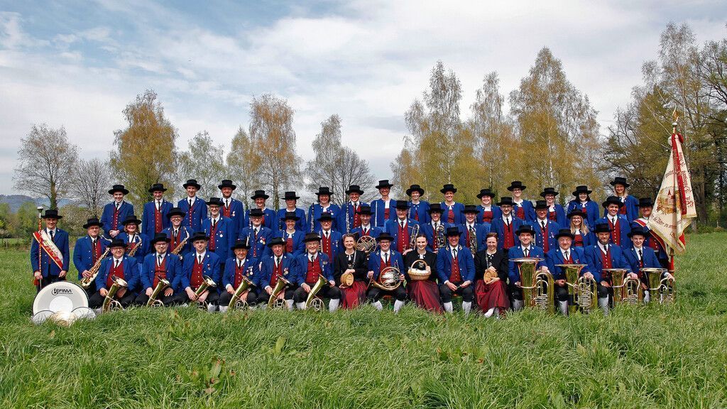 Motivierte Musiker  harren aus