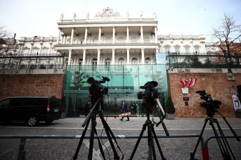 Die Gespräche des Irans mit den fünf verbliebenen Vertragsparteien des Deals finden im Wiener Luxushotel Palais Coburg statt.REUTERS
