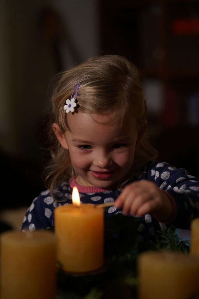 Die erste Kerze brennt. Ein Advent unter besonderen Vorzeichen. »A8