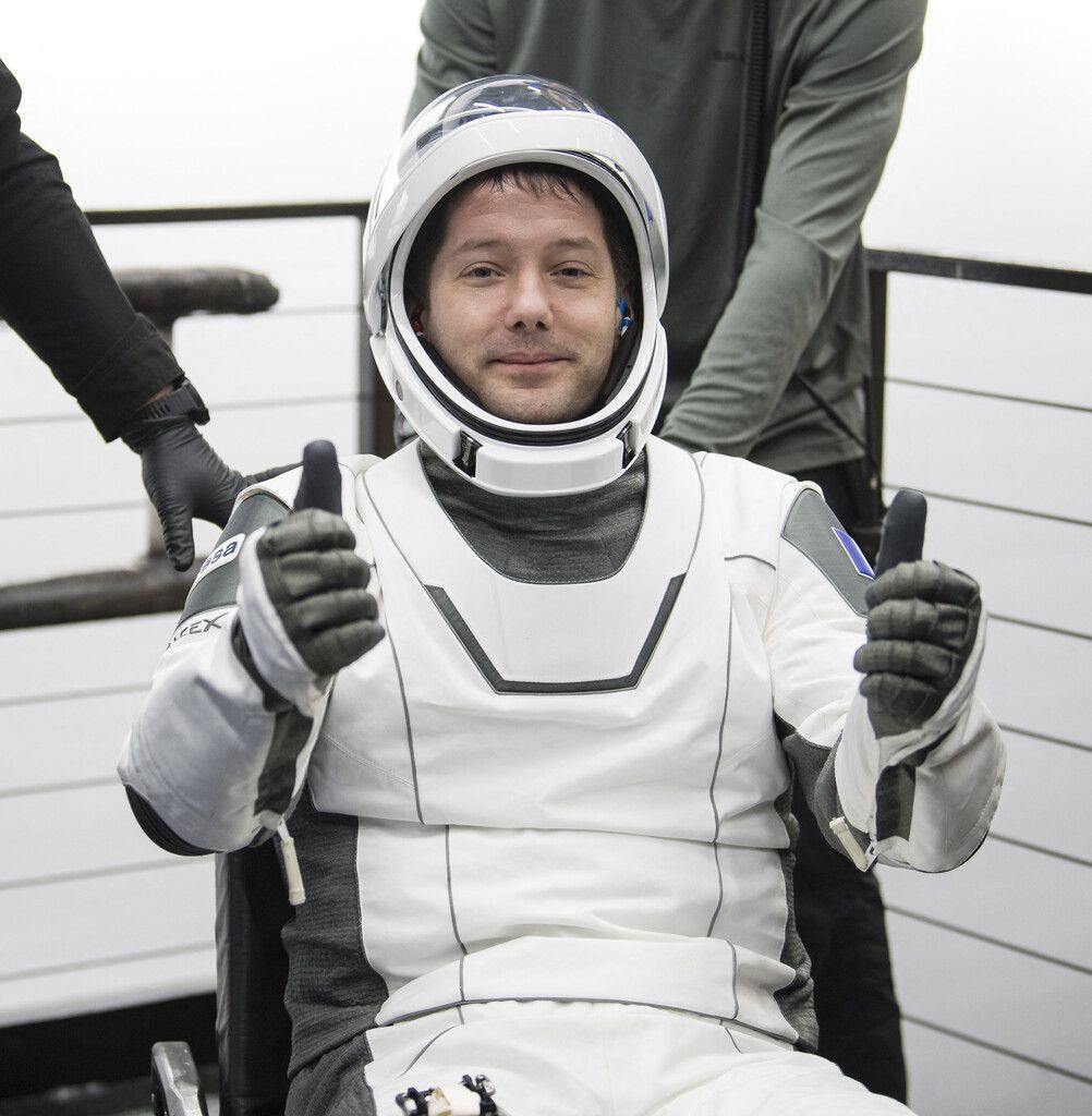 Rückflug in Windeln: Astronauten wieder auf der Erde