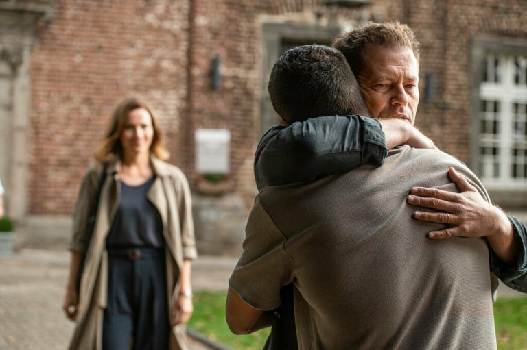 Hardy (Til Schweiger) muss seinen Sohn in ein Therapiezentrum einweisen.arefoot Films GmbH