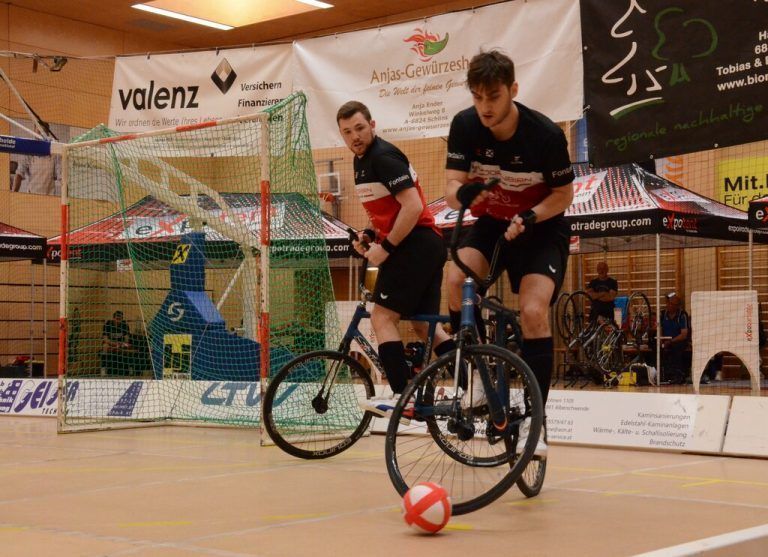 Sportlich haben Patrick Schnetzer (l.) und Stefan Feurstein gute Erinnerungen an den Heimweltcup 2021, bei dem sie triumphierten.RV Dornbirn