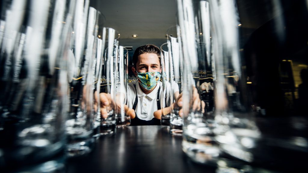 Sperrstunde ab heute um 22 Uhr