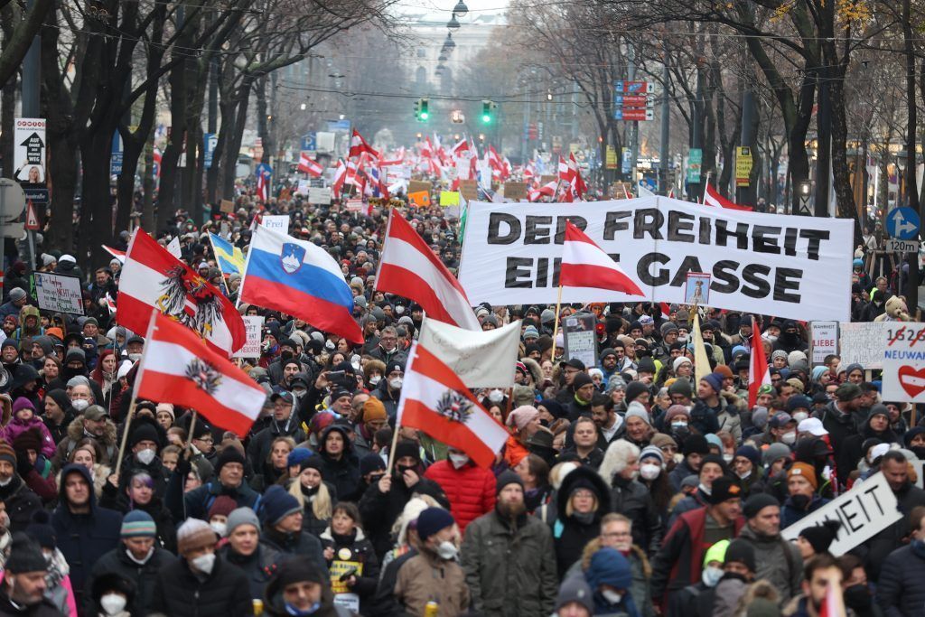 Rund 44.000 bei Demos gegen Coronamaßnahmen in Wien
