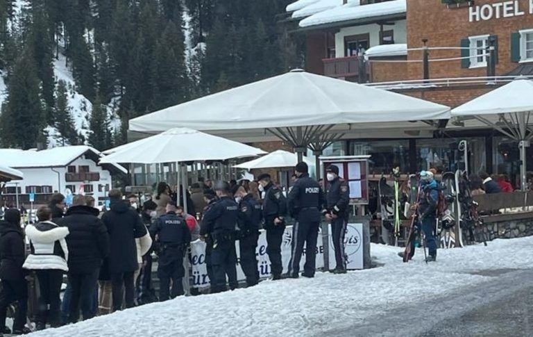 Polizeikontrollen, Lech Corona