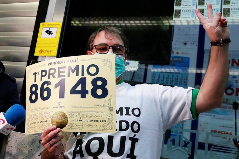 Der Hauptgewinn „El Gordo“ beträgt vier Millionen Euro und wird 172 Mal ausbezahlt.