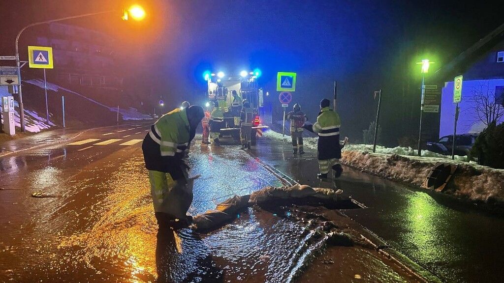 Zwei Kleinkinder nach einem großen Murenabgang in Hirschegg geborgen. »A10