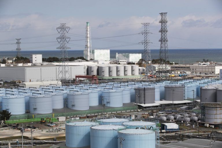 Etwa 1,29 Millionen Tonnen Wasser befinden sich derzeit in den Tanks. ap