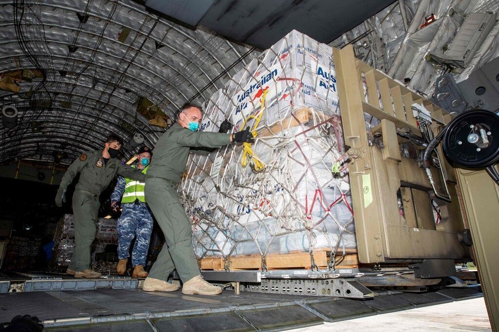 Erste Hilfsgüter in Tonga eingetroffen