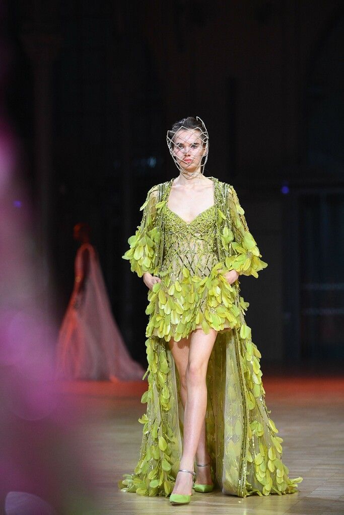 Blätterkleid