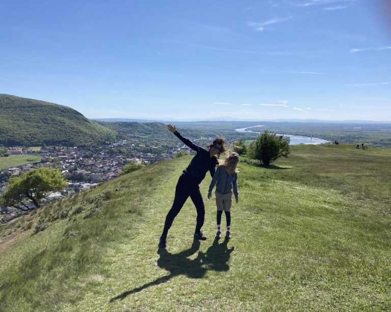 Ihre Freude fürs Wandern teilt Martina Stemmer gerne mit ihrer Familie.