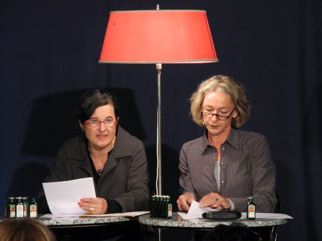 Maria Hofstätter wieder auf der Theaterbühne