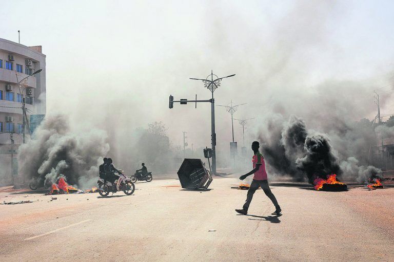 Meuternde Soldaten haben in Burkina Faso Präsident Roch Marc Kaboré gestürzt und die Macht übernommen. AFP