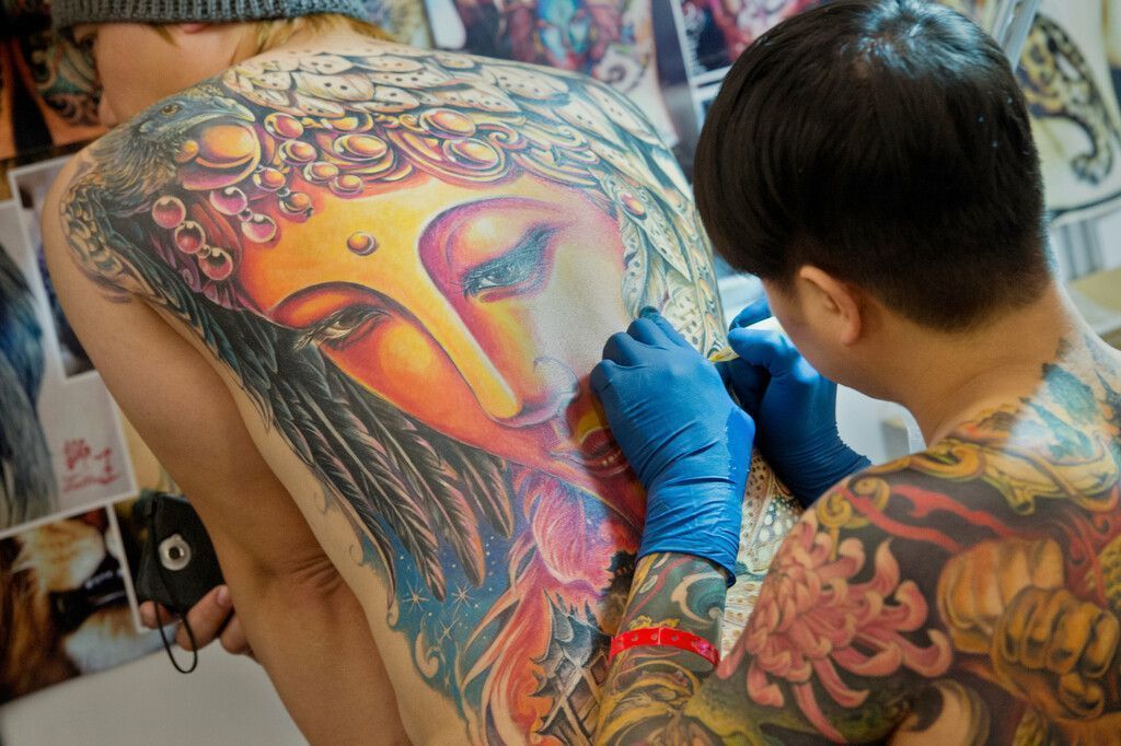 EU verbietet bunte Tattoo-Farben
