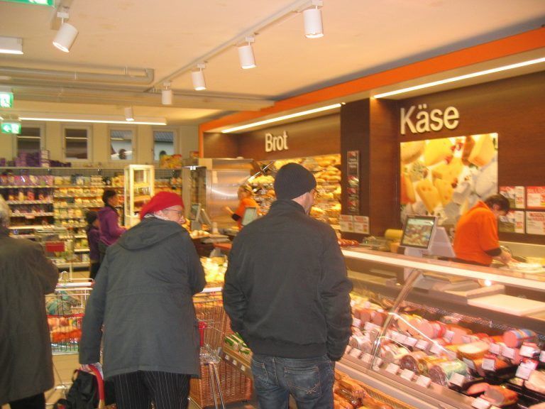 Ab nächsten Donnerstag ist der Spar-Markt in Andelsbuch wieder geöffnet, in Krumbach ist der Spar-Markt seit Dienstag wieder offen. FA