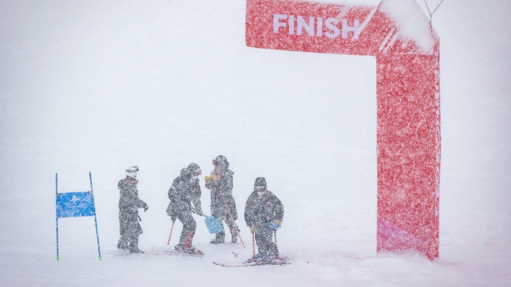 Erster Schneefall bringt Programm in Peking durcheinander
