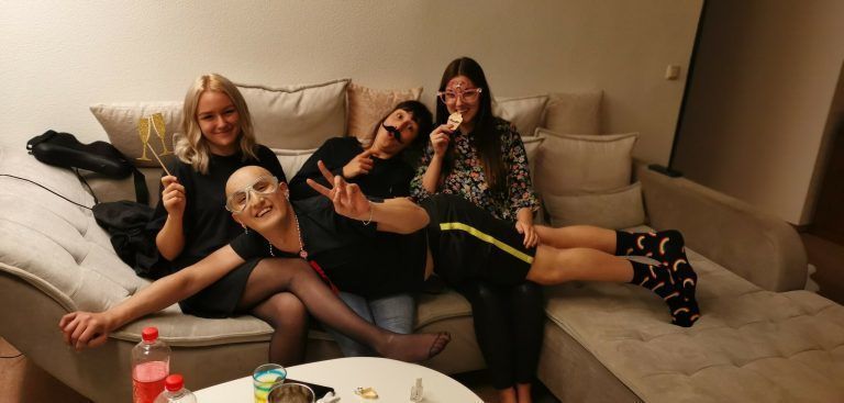 Seine Freundinnen standen Furkan auch in der schwersten Zeit bei.
