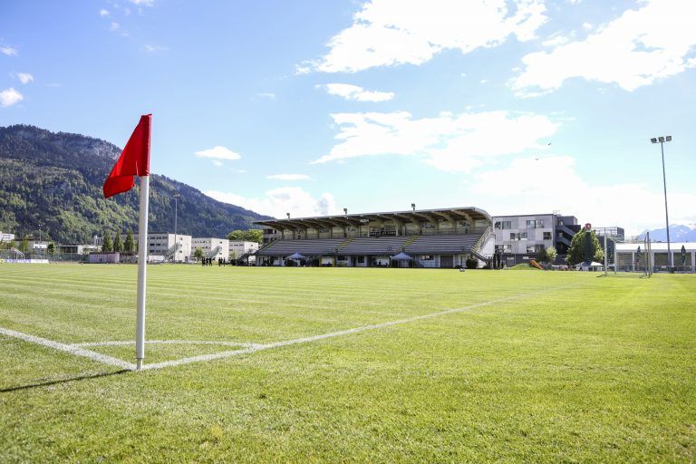 Einige wichtige Arbeiten stehen im Hohenemser Herrenriedstadion für den Weg in die zweite Liga an.GEPA, VN/Steurer