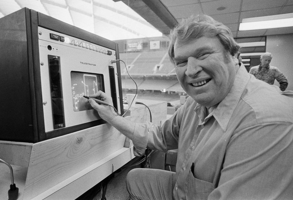 Super Bowl mit Martin Pfanner: Deshalb ist John Madden der Größte aller Zeiten.