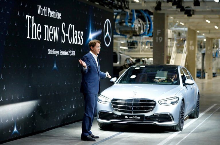 Daimler-Chef Ola Källenius schließt den Konzernumbau in zwei Firmen ab. Reuters