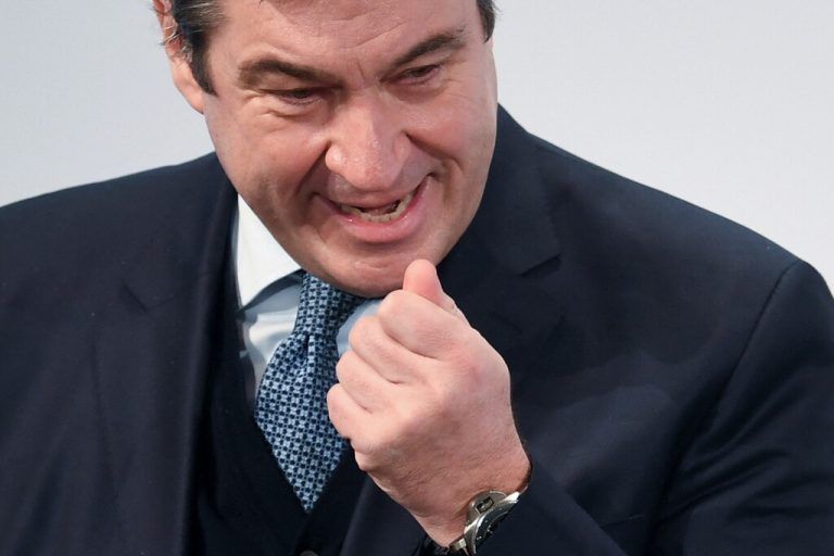 Der Parteichef sprach von einer Schicksalswahl für die CSU. RTS