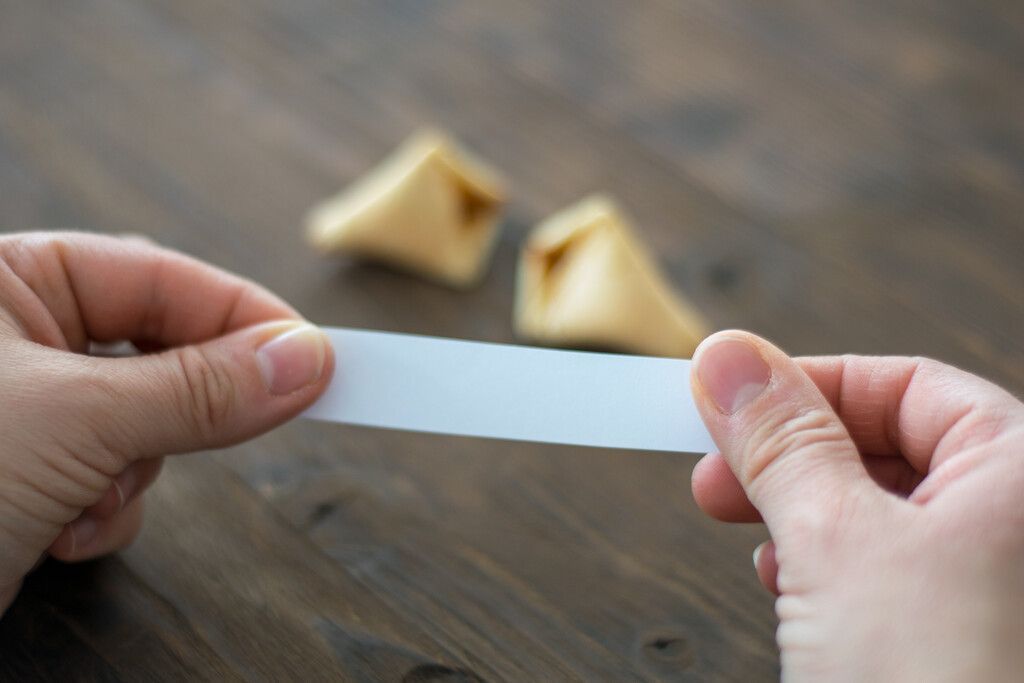 Liebesbotschaften in Kekse stecken
