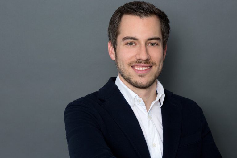 Es ist beeindruckend, wie viel Mut die Emirate aufbringen, um in ihre Zukunft zu investieren. Es ist ein Wagnis und muss wohlüberlegt sein, aber das Risiko gehen sie ein, um ihre Ziele zu erreichen. Martin Walser, Walser GmbH