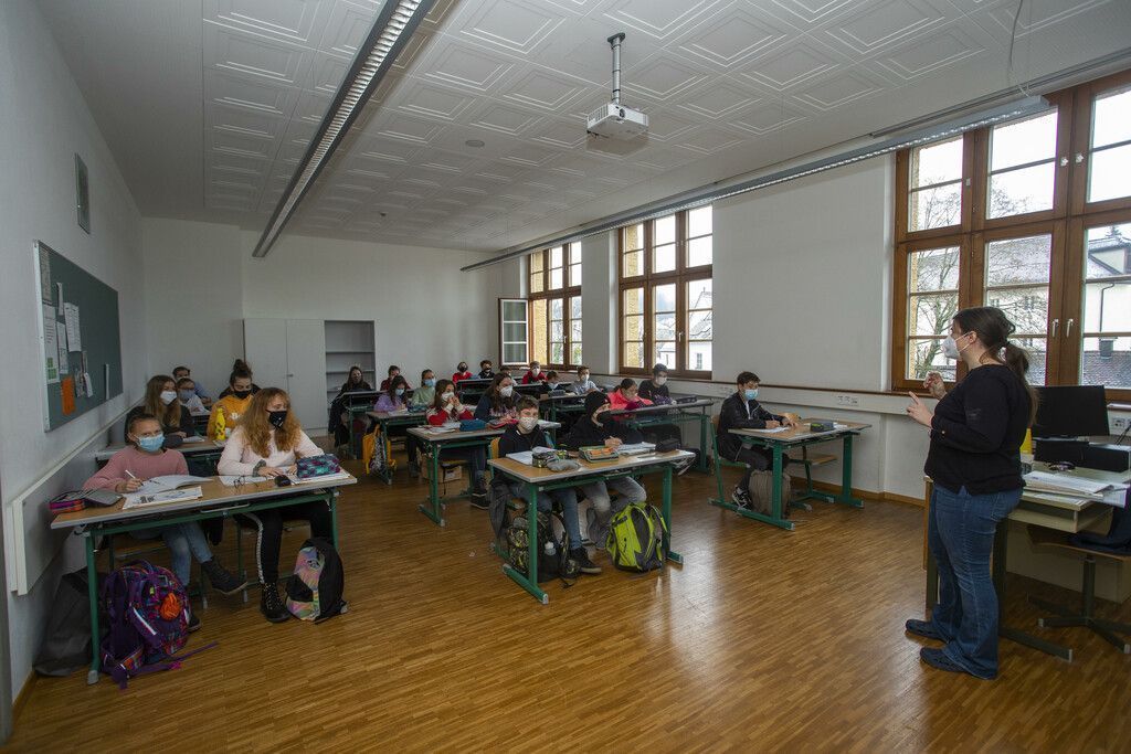 Lehrer wollen sofort Maskenbefreiung