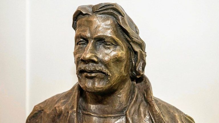 Bronzebüste für Götz George