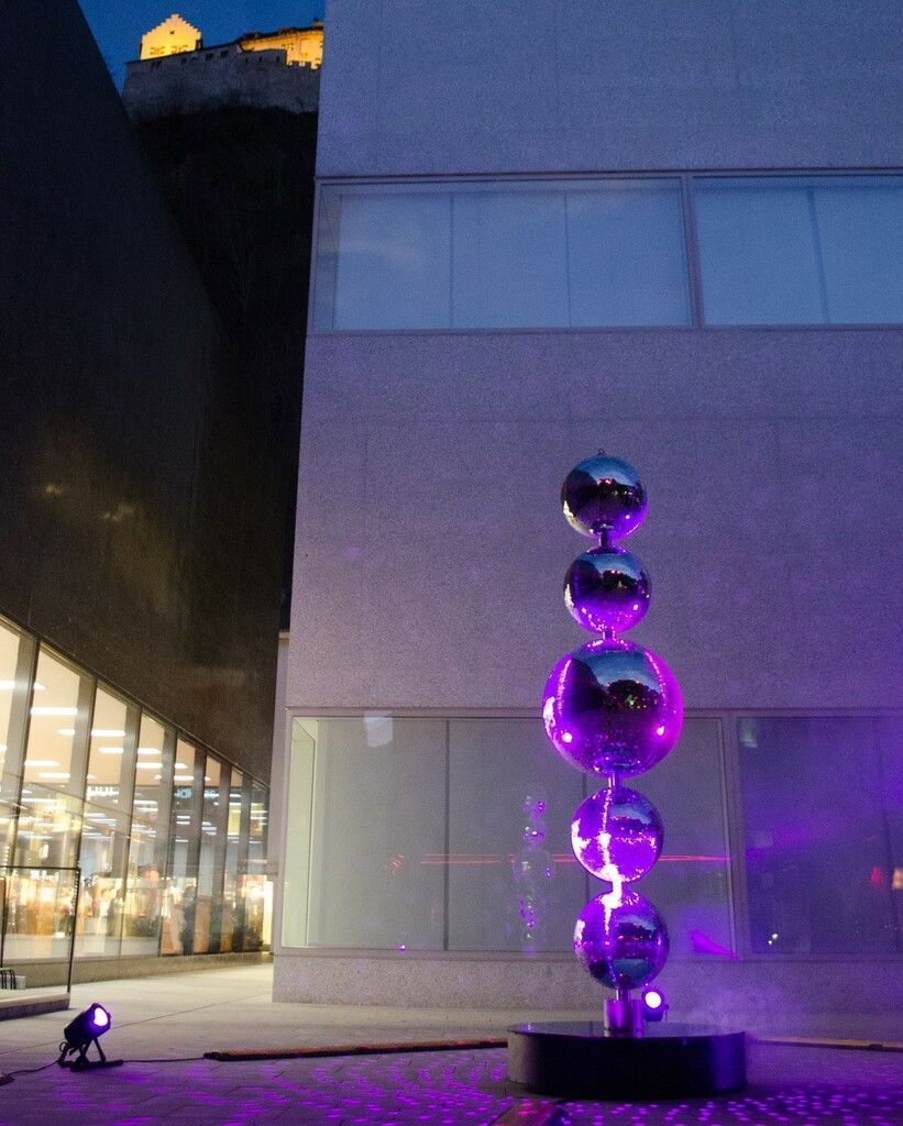 Kunst mit einer besonderen Strahlkraft in Vaduz. »D8